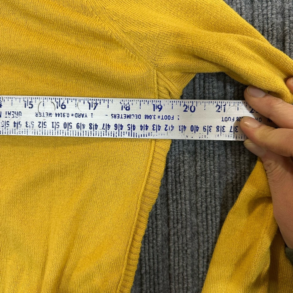 Indigenous Knit Top‎ - Picture 4 of 7